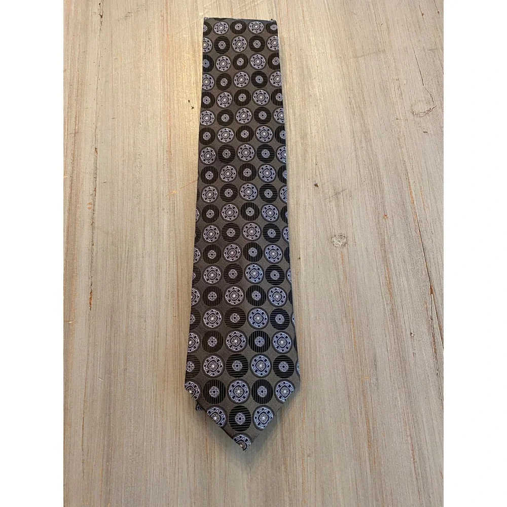 Jos A Bank Signature Collection Silk Tie Gray/Black/Blue Geometric Medallion